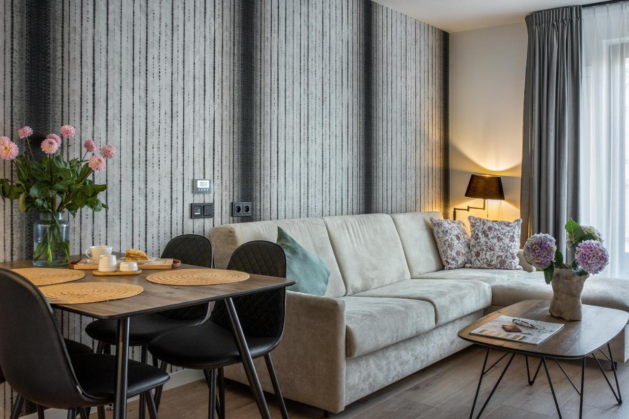 Inpoint Apartments G15 Near Old Town & Kazimierz District & Parking Option Krakow Exterior photo
